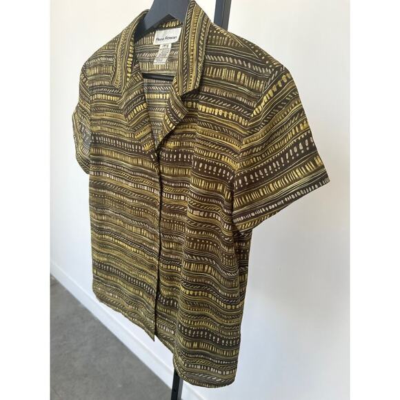 Rene Rowan Short Sleeve Button Down Olive Green Patterned Top Size 6 - Picture 3 of 5